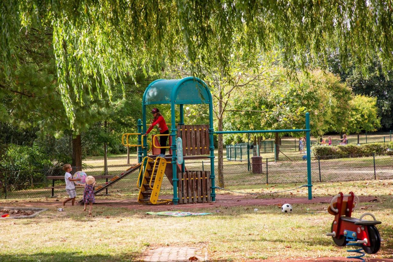 Camping De Châlons-en-Champagne Eksteriør billede